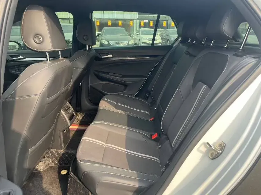 2023 Volkswagen Golf 1.4T 150HP L4 7DCT,autocango,china used car exporter,china ev exporter,chinese used car exporter,chinese used ev exporter