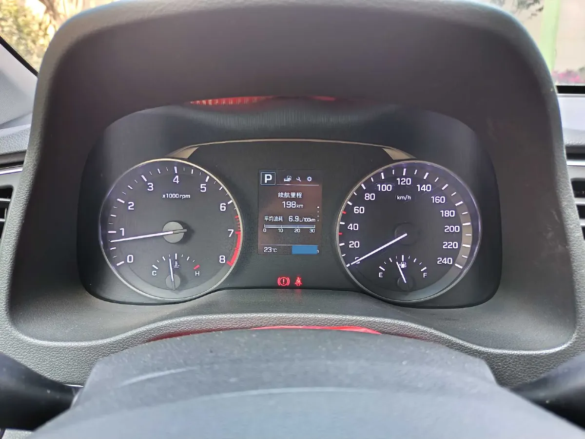 2016 Hyundai Elantra 1.6L 130HP L4 6AT,autocango,china used car exporter,china ev exporter,chinese used car exporter,chinese used ev exporter