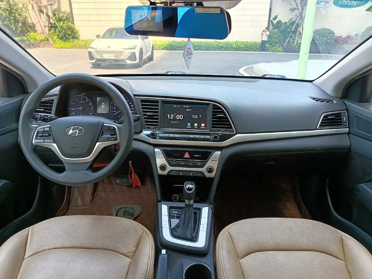 2016 Hyundai Elantra 1.6L 130HP L4 6AT,autocango,china used car exporter,china ev exporter,chinese used car exporter,chinese used ev exporter