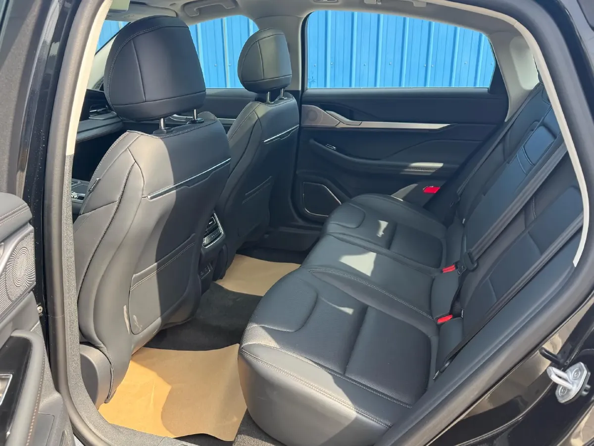 2025 Lincoln Z 2.0T 261HP L4 8AT,autocango,china used car exporter,china ev exporter,chinese used car exporter,chinese used ev exporter