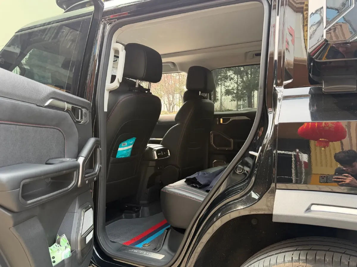 2024 Jetour ShanHai TravellerC-DM 1.5T 156HP L4 3DHT PHEV 26.7KWH,autocango,china used car exporter,china ev exporter,chinese used car exporter,chinese used ev exporter