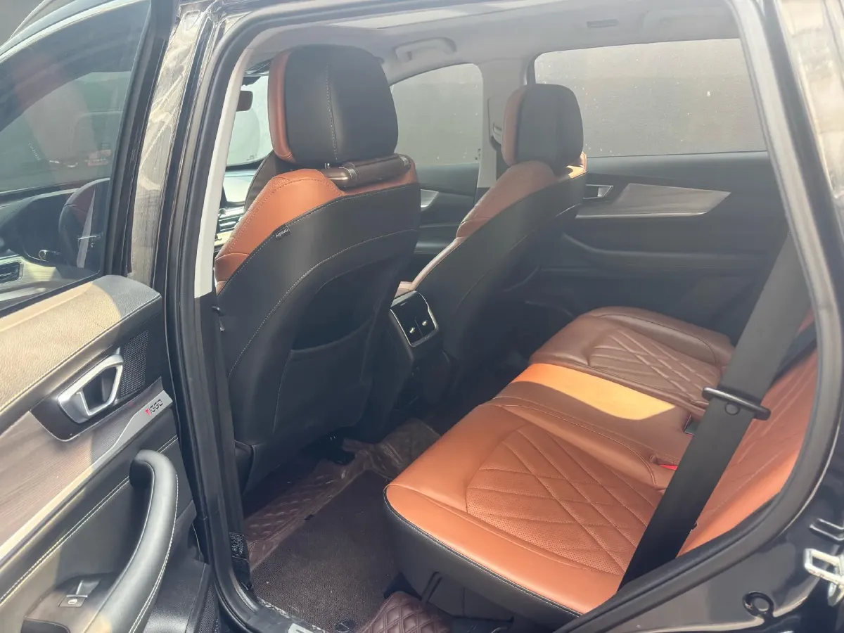 2021 Chery Tiggo 8 2.0T 254HP L4 7DCT,autocango,china used car exporter,china ev exporter,chinese used car exporter,chinese used ev exporter