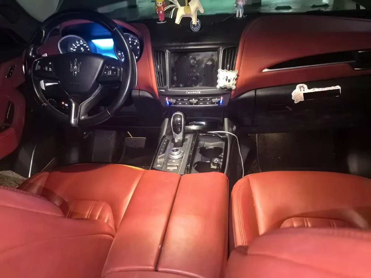 2018 Maserati Levante 3.0T 350HP V6 8AT,autocango,china used car exporter,china ev exporter,chinese used car exporter,chinese used ev exporter