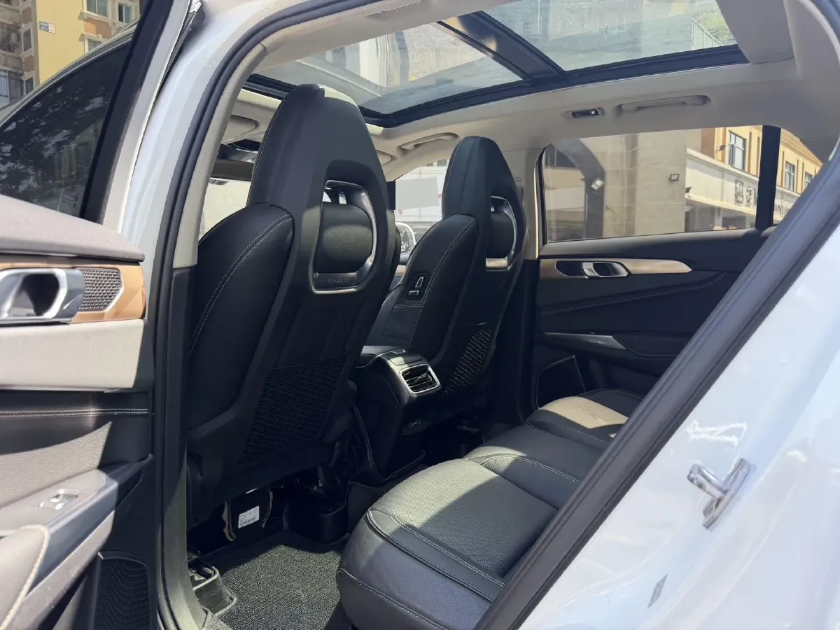 2019 LYNK&CO 01 2.0T 190HP L4 6AT,autocango,china used car exporter,china ev exporter,chinese used car exporter,chinese used ev exporter