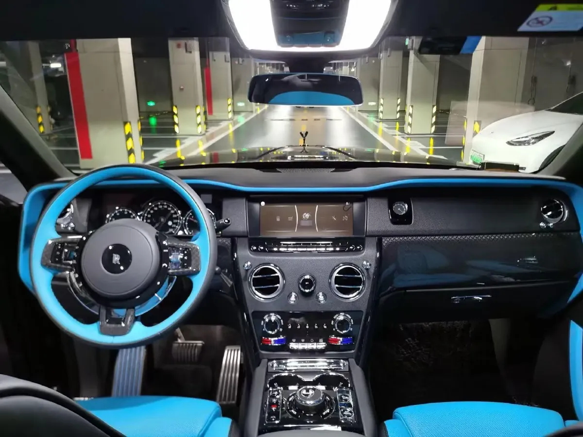 2020 Rolls-Royce Cullinan 6.7T 600HP V12 8AT,autocango,china used car exporter,china ev exporter,chinese used car exporter,chinese used ev exporter