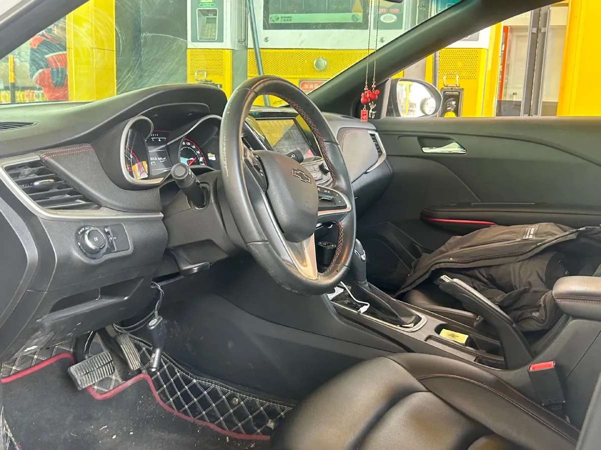 2019 Chevrolet Monza 1.3T 163HP L3 6AT,autocango,china used car exporter,china ev exporter,chinese used car exporter,chinese used ev exporter