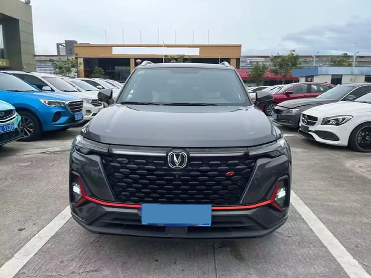 2021 ChangAn CS35 Plus 1.4T 160HP L4 7DCT,autocango,china used car exporter,china ev exporter,chinese used car exporter,chinese used ev exporter