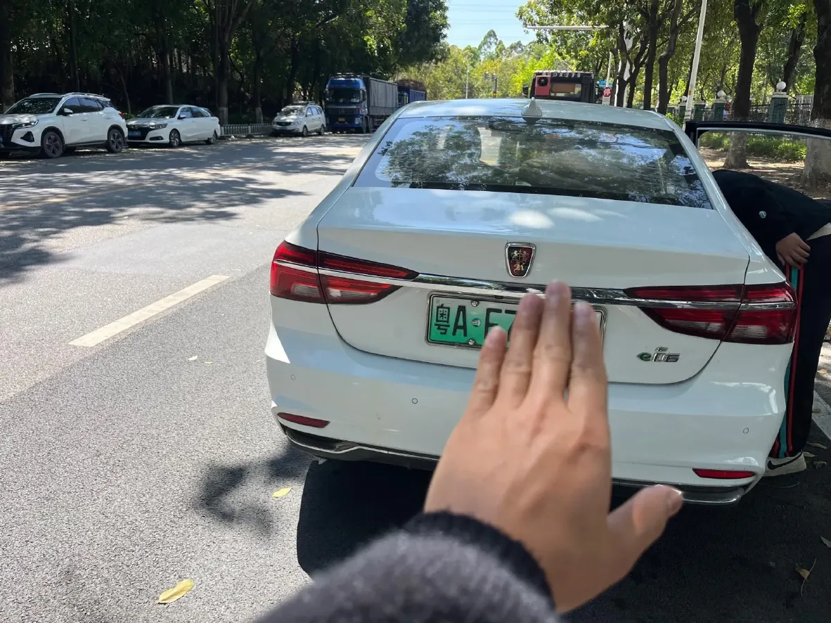 2017 Roewe i6 1.0T 125HP L3 2AT PHEV,autocango,china used car exporter,china ev exporter,chinese used car exporter,chinese used ev exporter