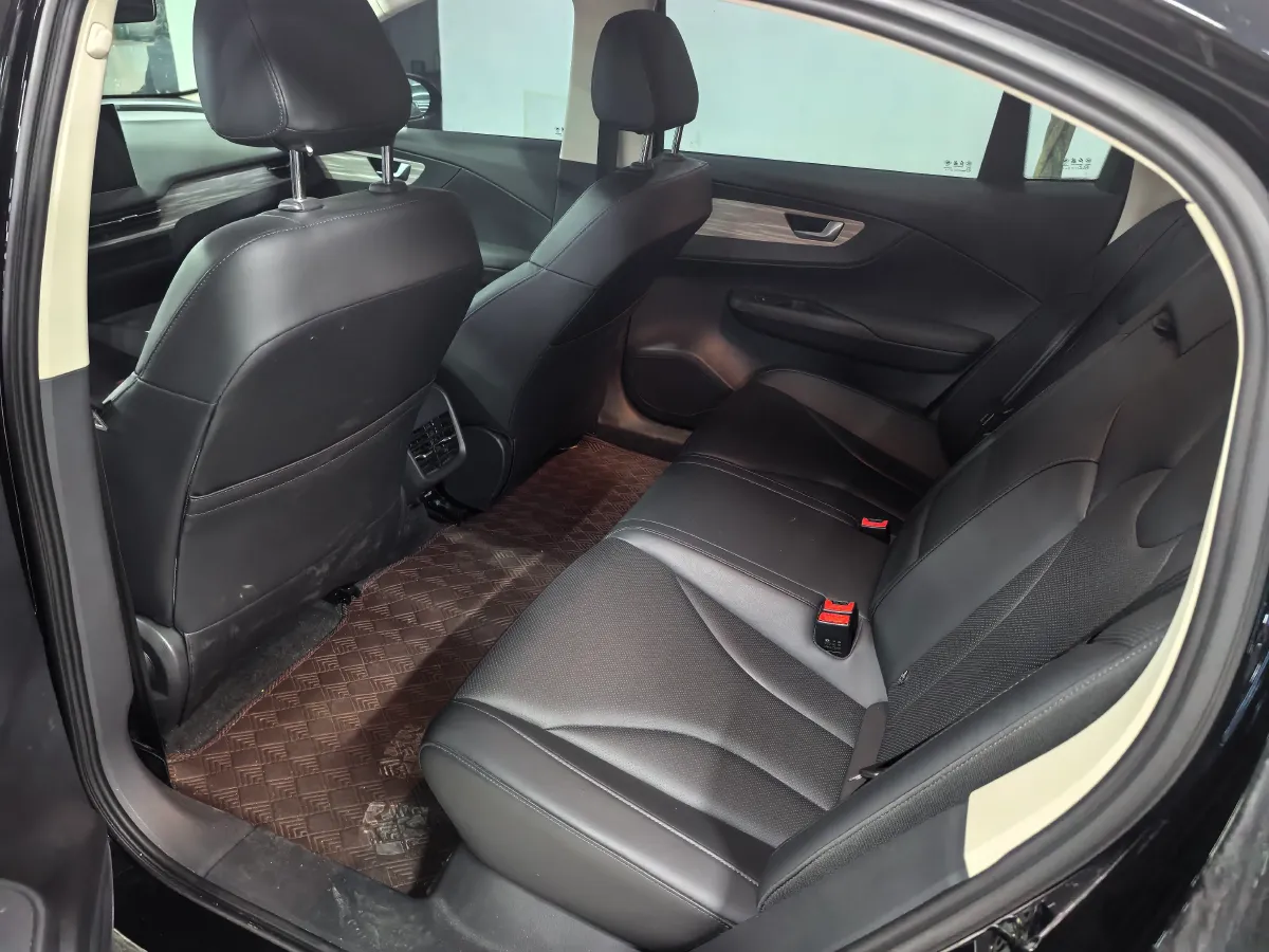 2025 HongQi E-QM5 BEV,autocango,china used car exporter,china ev exporter,chinese used car exporter,chinese used ev exporter