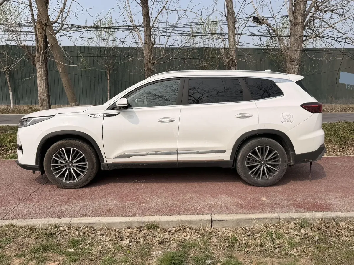 2022 Chery Tiggo 8 PRO 1.6T 197HP L4 7DCT,autocango,china used car exporter,china ev exporter,chinese used car exporter,chinese used ev exporter