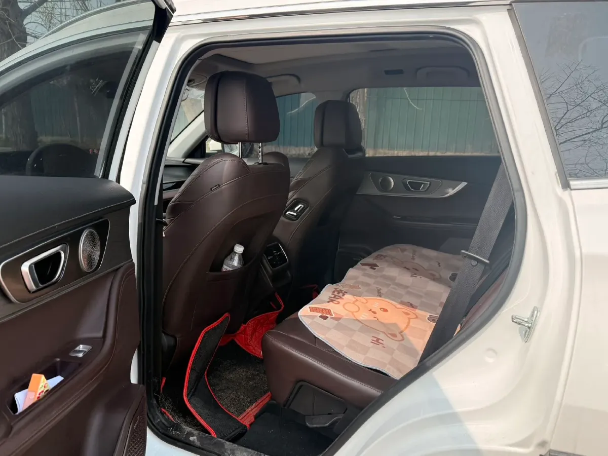 2022 Chery Tiggo 8 PRO 1.6T 197HP L4 7DCT,autocango,china used car exporter,china ev exporter,chinese used car exporter,chinese used ev exporter