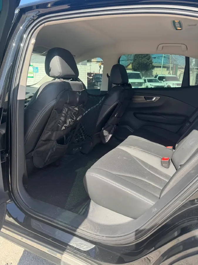 2023 HongQi E-QM5 BEV 54KWH,autocango,china used car exporter,china ev exporter,chinese used car exporter,chinese used ev exporter