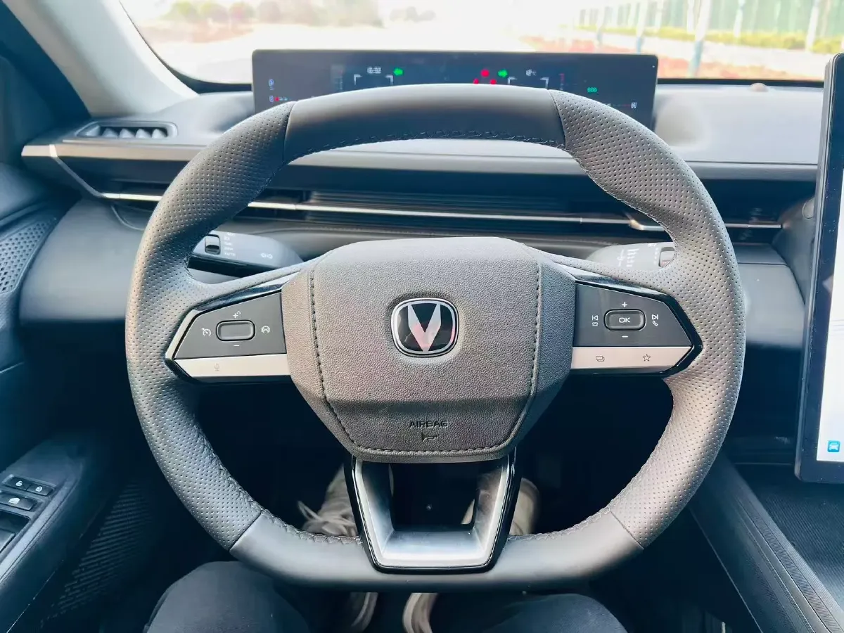 2024 ChangAn Eado 1.5T 170HP L4 7DCT,autocango,china used car exporter,china ev exporter,chinese used car exporter,chinese used ev exporter