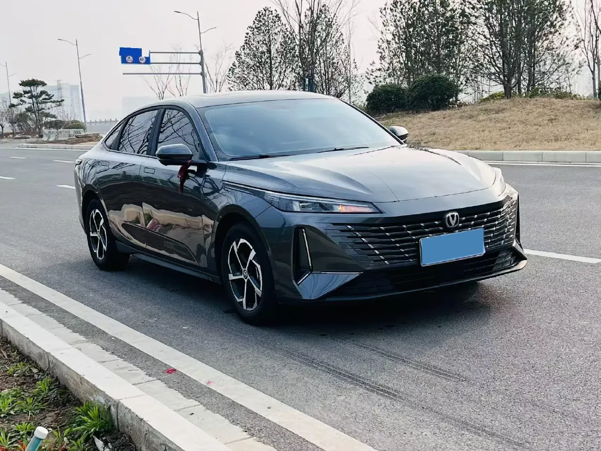 2024 ChangAn Eado 1.5T 170HP L4 7DCT,autocango,china used car exporter,china ev exporter,chinese used car exporter,chinese used ev exporter