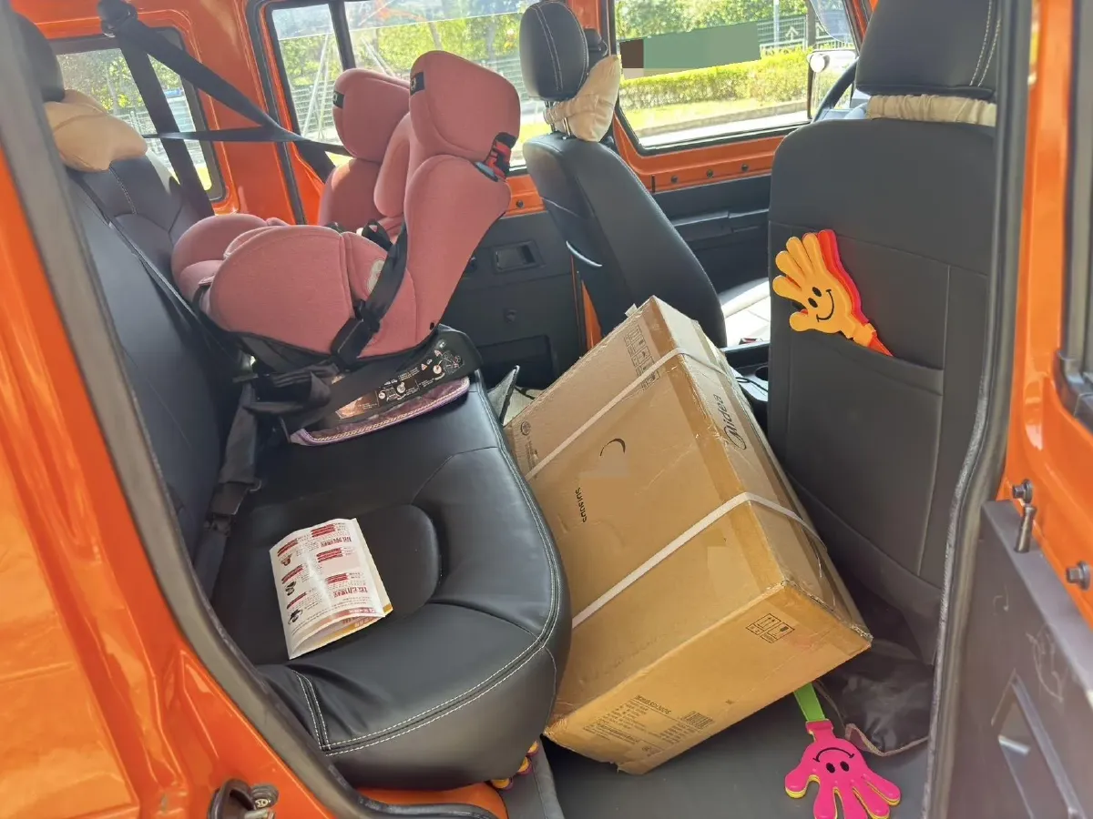 2023 BAW 212 2.4T 211HP L4 6MT,autocango,china used car exporter,china ev exporter,chinese used car exporter,chinese used ev exporter