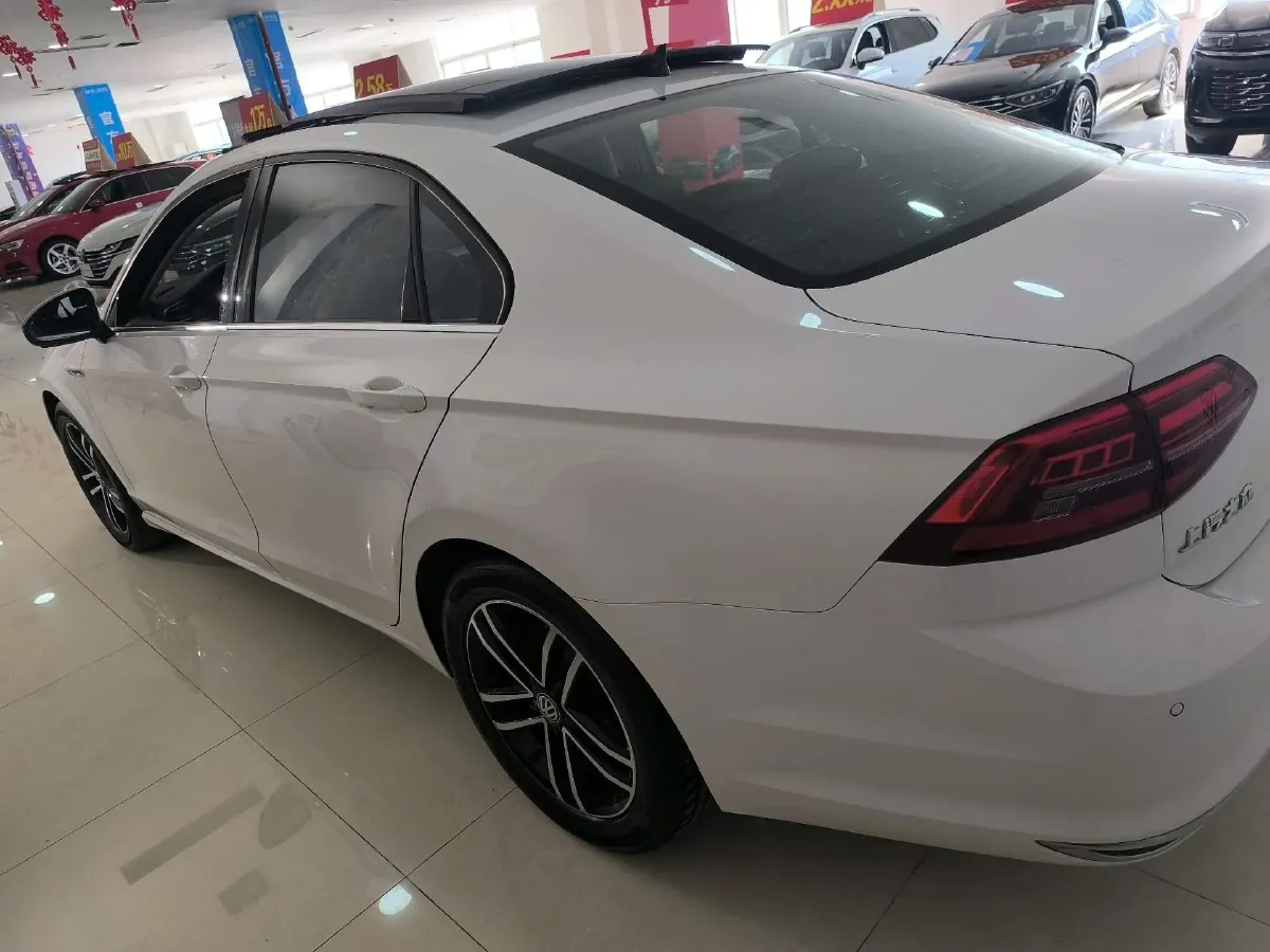 2021 Volkswagen Lamando 1.4T 150HP L4 7DCT,autocango,china used car exporter,china ev exporter,chinese used car exporter,chinese used ev exporter