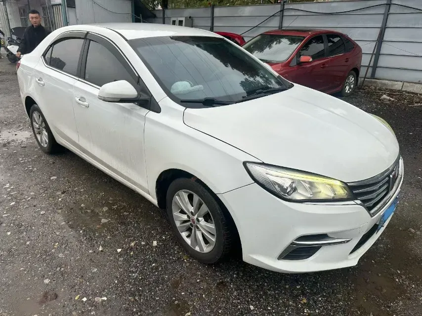 2015 Roewe 350 1.5L 109HP L4 4AT,autocango,china used car exporter,china ev exporter,chinese used car exporter,chinese used ev exporter