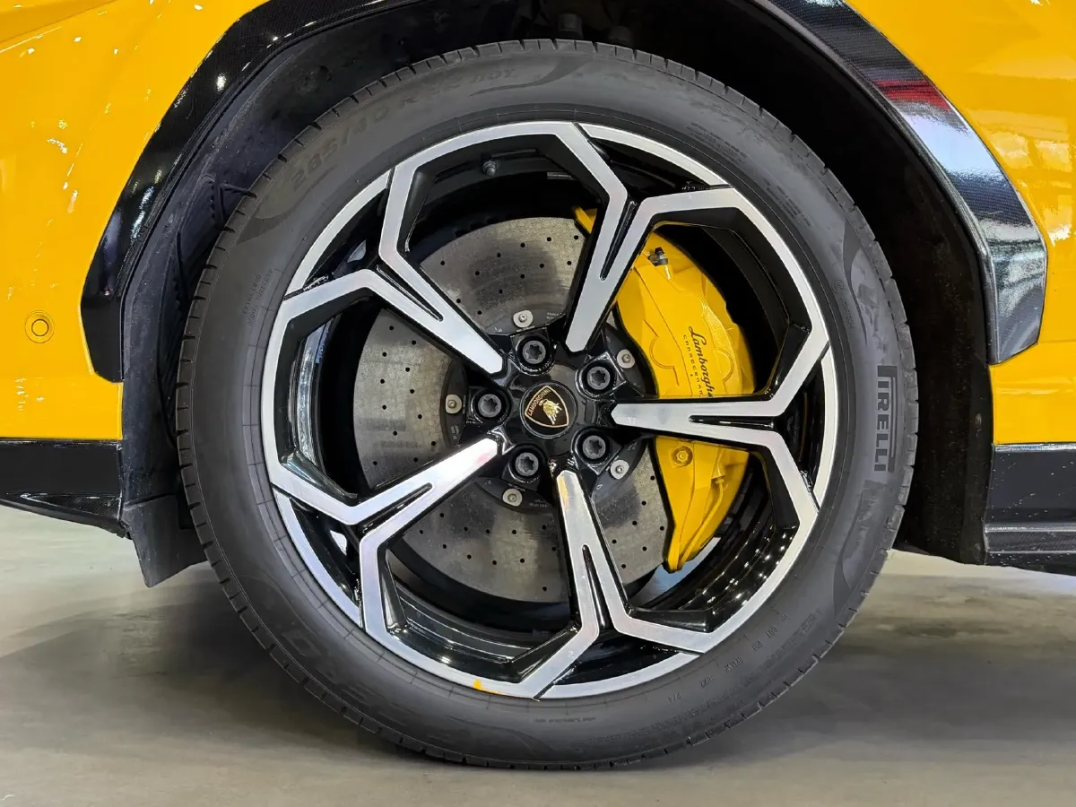 2021 Lamborghini Urus 4.0T 641HP V8 8AT,autocango,china used car exporter,china ev exporter,chinese used car exporter,chinese used ev exporter