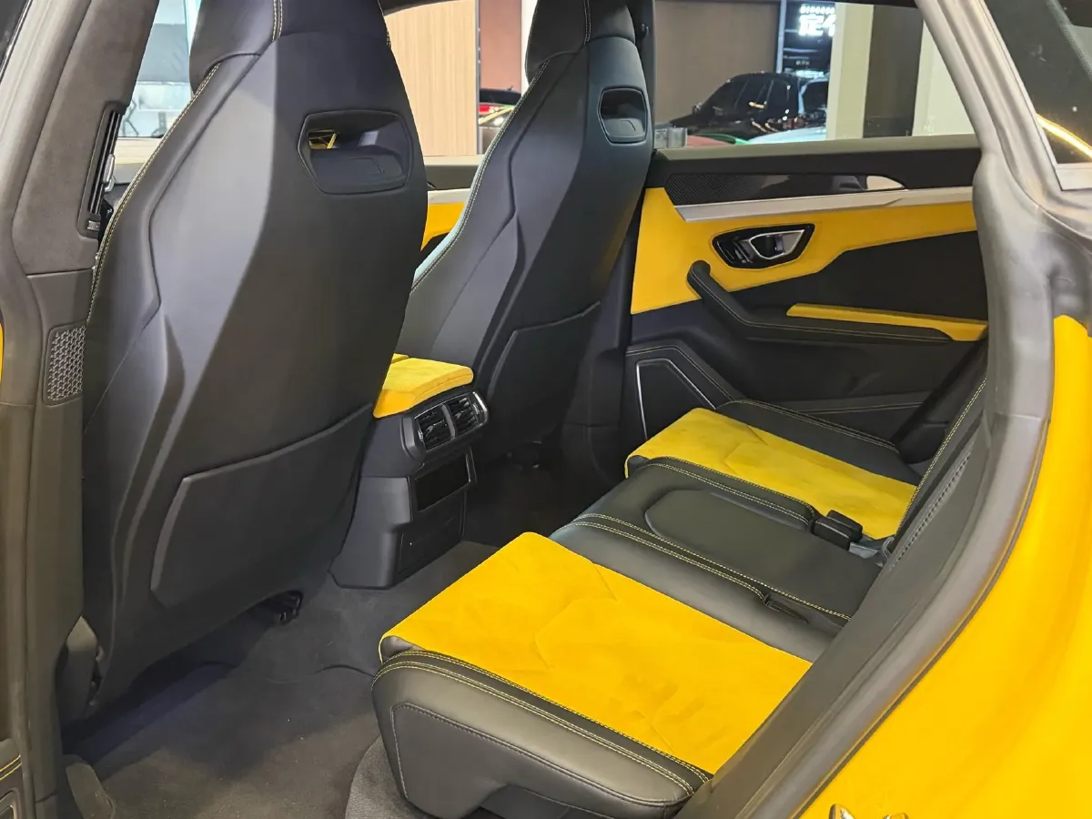 2021 Lamborghini Urus 4.0T 641HP V8 8AT,autocango,china used car exporter,china ev exporter,chinese used car exporter,chinese used ev exporter