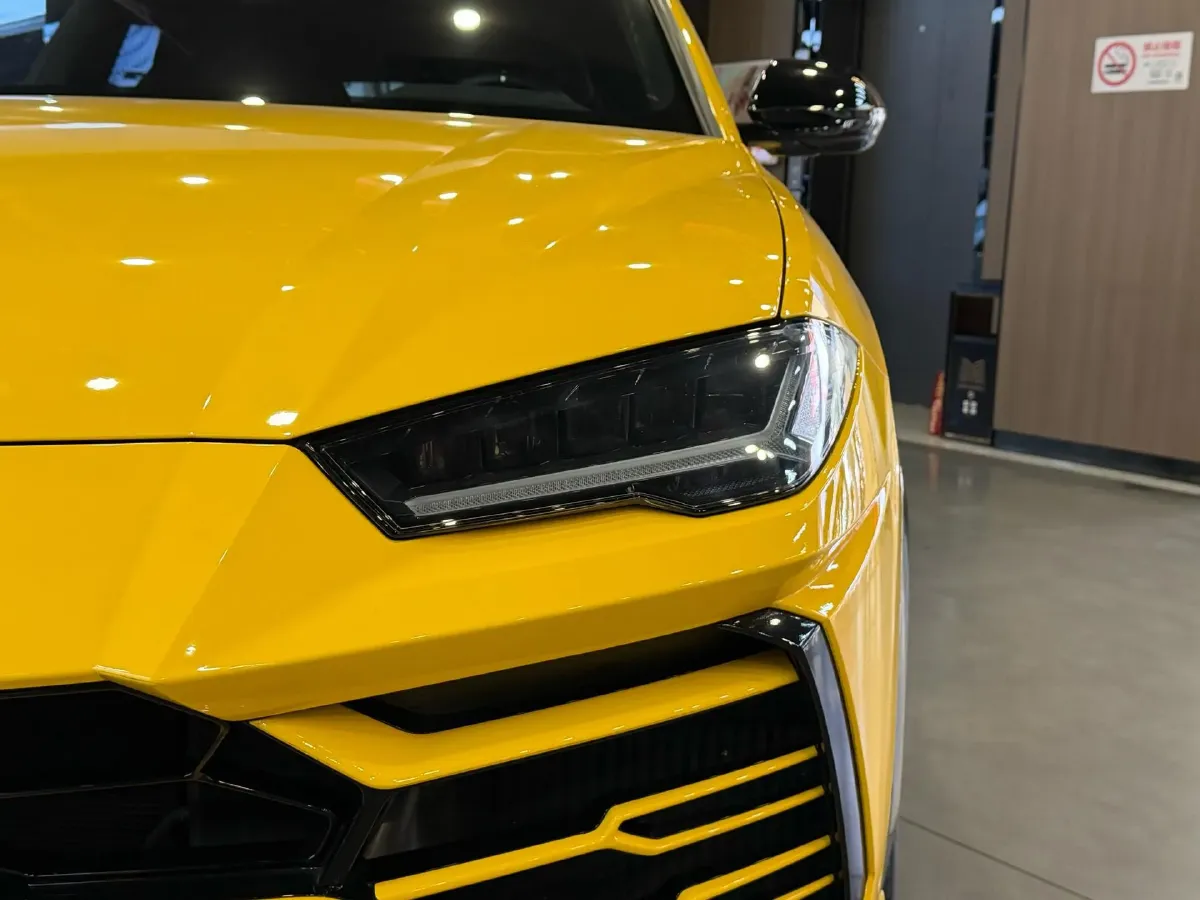2021 Lamborghini Urus 4.0T 641HP V8 8AT,autocango,china used car exporter,china ev exporter,chinese used car exporter,chinese used ev exporter