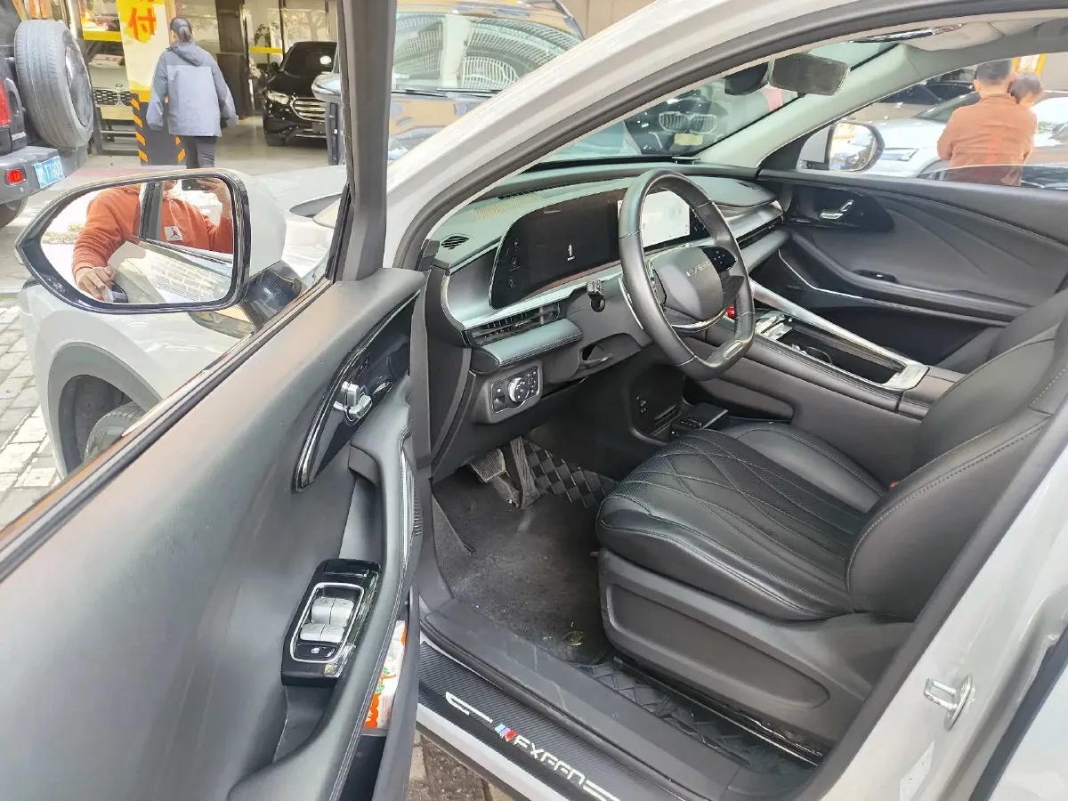 2023 Exceed RX 2.0T 261HP L4 7DCT,autocango,china used car exporter,china ev exporter,chinese used car exporter,chinese used ev exporter