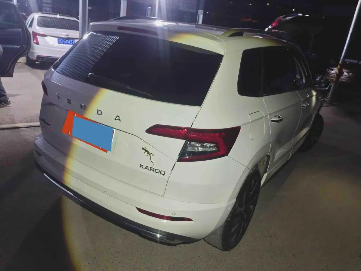 2022 Skoda Karoq 1.4T 150HP L4 7DCT,autocango,china used car exporter,china ev exporter,chinese used car exporter,chinese used ev exporter