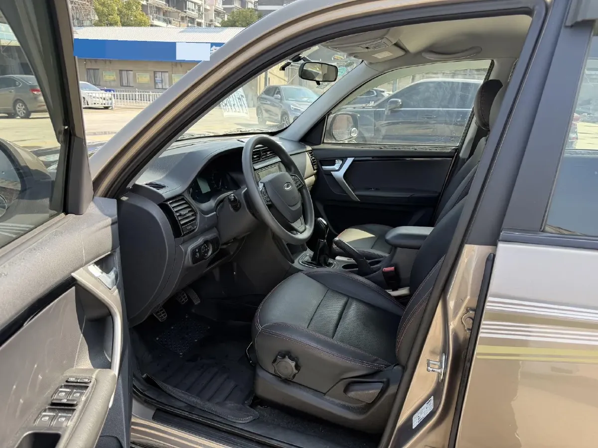 2018 Chery Tiggo 3 1.6L 126HP L4 5MT,autocango,china used car exporter,china ev exporter,chinese used car exporter,chinese used ev exporter