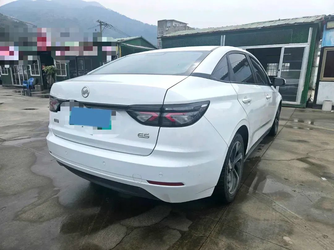 2021 Weltmeister E.5 BEV 49.92KWH,autocango,china used car exporter,china ev exporter,chinese used car exporter,chinese used ev exporter
