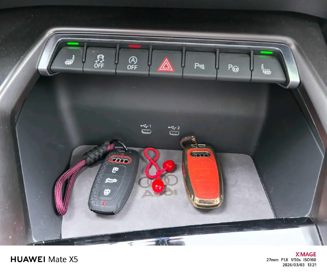 2025 Audi A3 1.5T 160HP L4 7DCT,autocango,china used car exporter,china ev exporter,chinese used car exporter,chinese used ev exporter