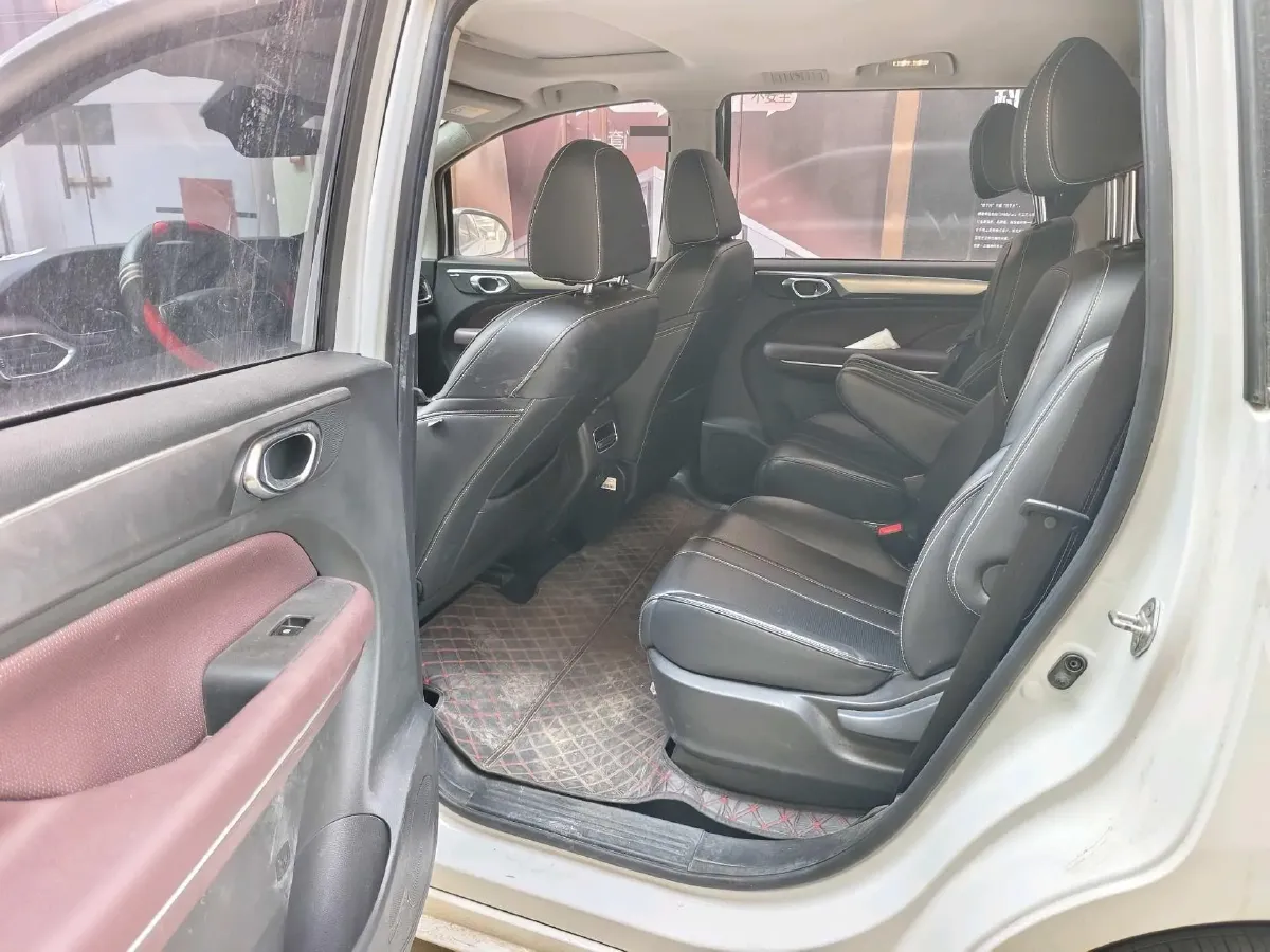 2023 GAC Trumpchi M6 1.5T 177HP L4 7DCT,autocango,china used car exporter,china ev exporter,chinese used car exporter,chinese used ev exporter