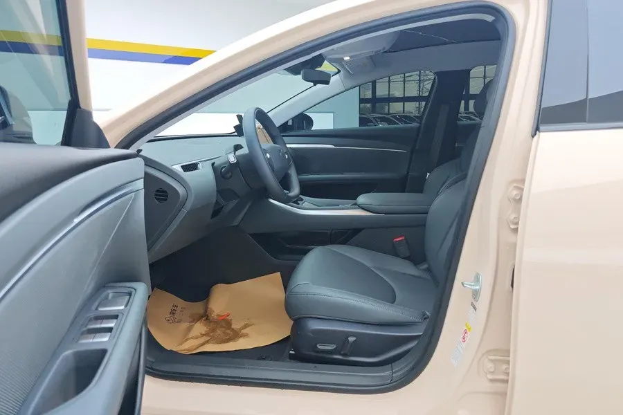 2024 Xpeng MONA M03 BEV 51.8KWH,autocango,china used car exporter,china ev exporter,chinese used car exporter,chinese used ev exporter