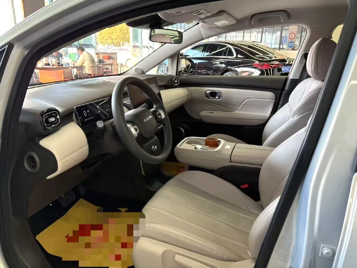 2025 Aion AION UT BEV 44.257/44.12/44.133KWH,autocango,china used car exporter,china ev exporter,chinese used car exporter,chinese used ev exporter