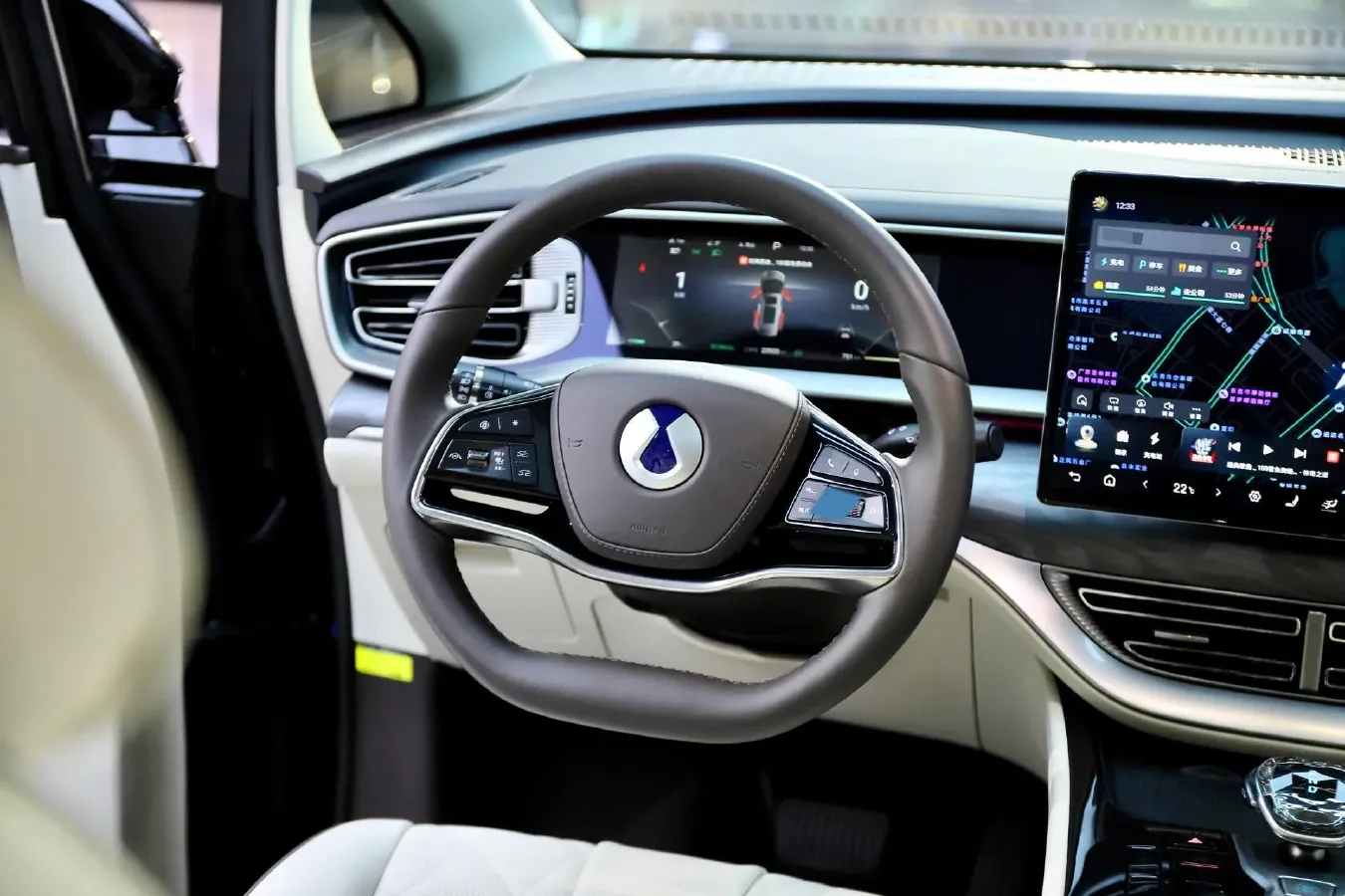 2024 Denza D9 1.5T 139HP L4 E-CVT PHEV 40KWH,autocango,china used car exporter,china ev exporter,chinese used car exporter,chinese used ev exporter