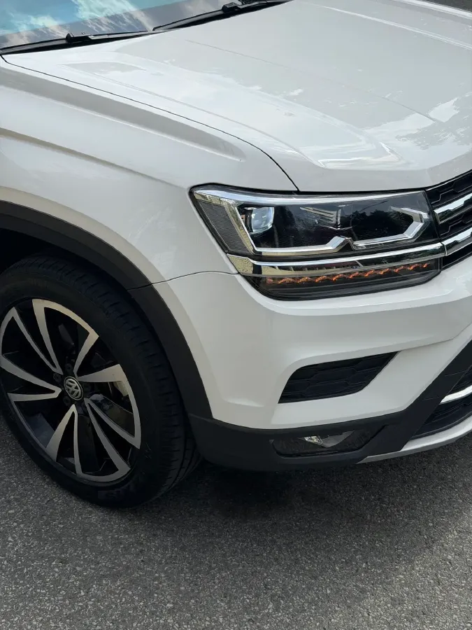 2020 Volkswagen Tharu 2.0T 186HP L4 7DCT,autocango,china used car exporter,china ev exporter,chinese used car exporter,chinese used ev exporter