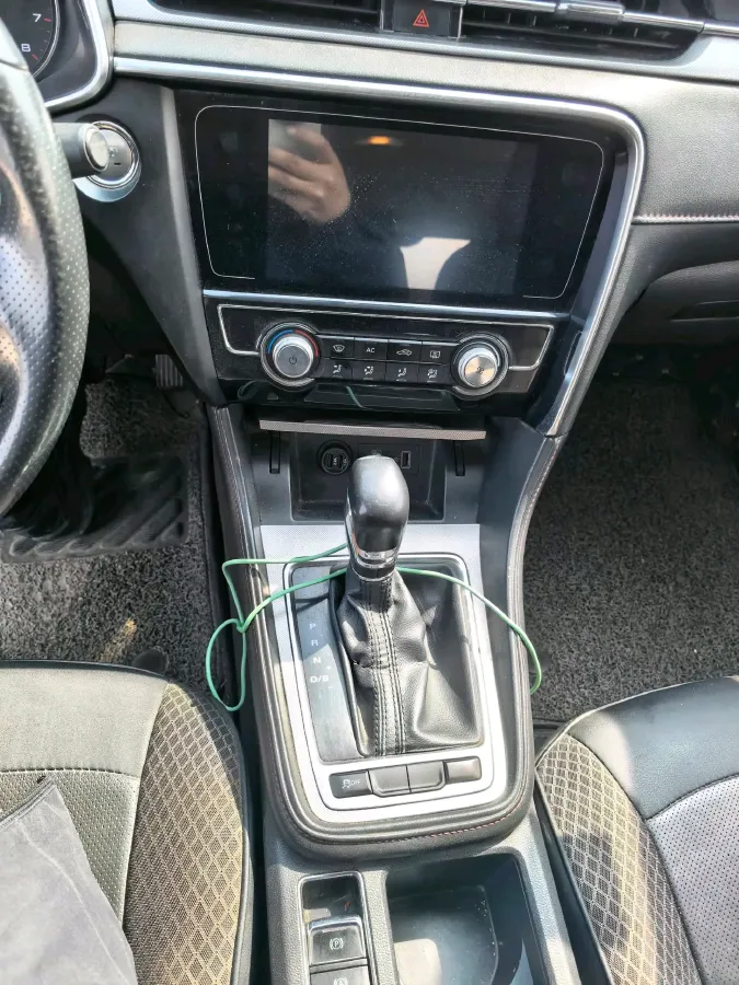 2017 MG MG6 1.5T 169HP L4 7DCT,autocango,china used car exporter,china ev exporter,chinese used car exporter,chinese used ev exporter