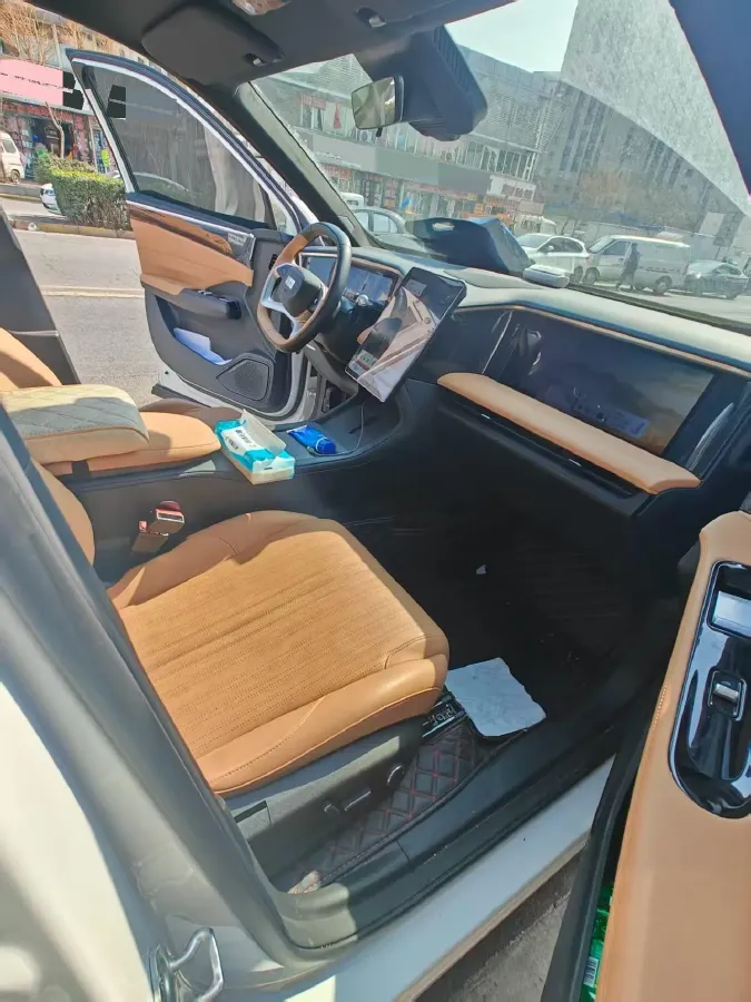 2024 Geely Galaxy L7 1.5T 163HP L4 3DHT PHEV 18.7KWH,autocango,china used car exporter,china ev exporter,chinese used car exporter,chinese used ev exporter