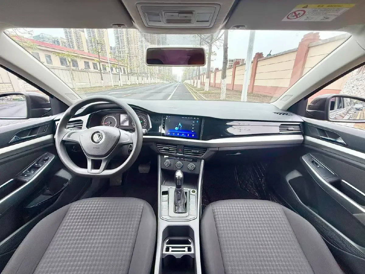 2019 Bestune T77 1.2T 143HP L4 7DCT,autocango,china used car exporter,china ev exporter,chinese used car exporter,chinese used ev exporter