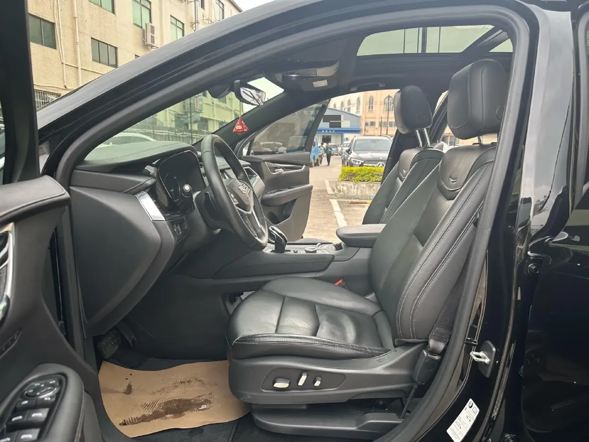 2020 Cadillac XT5 2.0T 241HP L4 9AT,autocango,china used car exporter,china ev exporter,chinese used car exporter,chinese used ev exporter