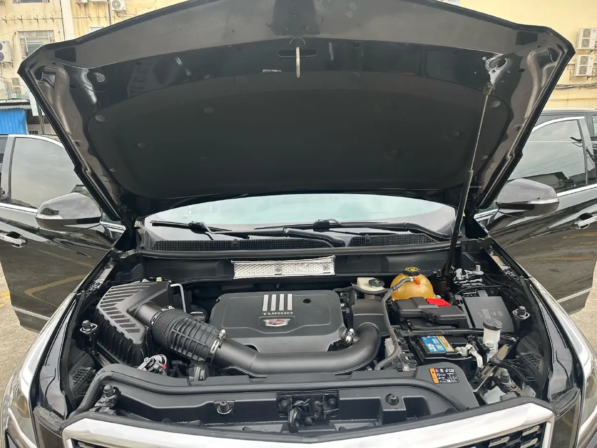 2020 Cadillac XT5 2.0T 241HP L4 9AT,autocango,china used car exporter,china ev exporter,chinese used car exporter,chinese used ev exporter