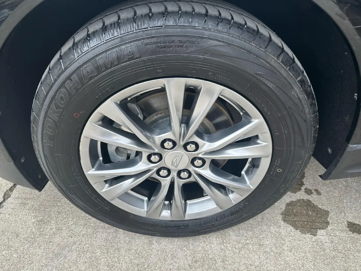 2020 Cadillac XT5 2.0T 241HP L4 9AT,autocango,china used car exporter,china ev exporter,chinese used car exporter,chinese used ev exporter