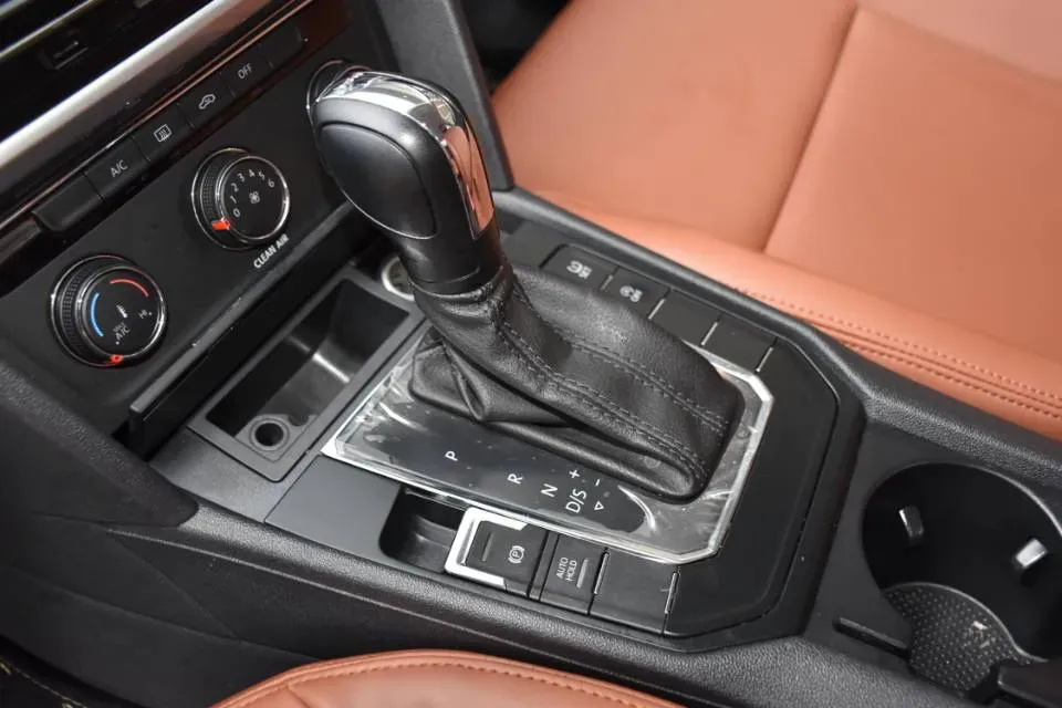 2019 Volkswagen T-Cross 1.4T 150HP L4 7DCT,autocango,china used car exporter,china ev exporter,chinese used car exporter,chinese used ev exporter