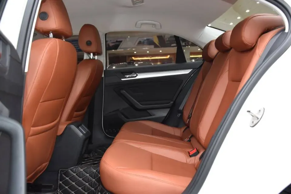 2019 Volkswagen T-Cross 1.4T 150HP L4 7DCT,autocango,china used car exporter,china ev exporter,chinese used car exporter,chinese used ev exporter