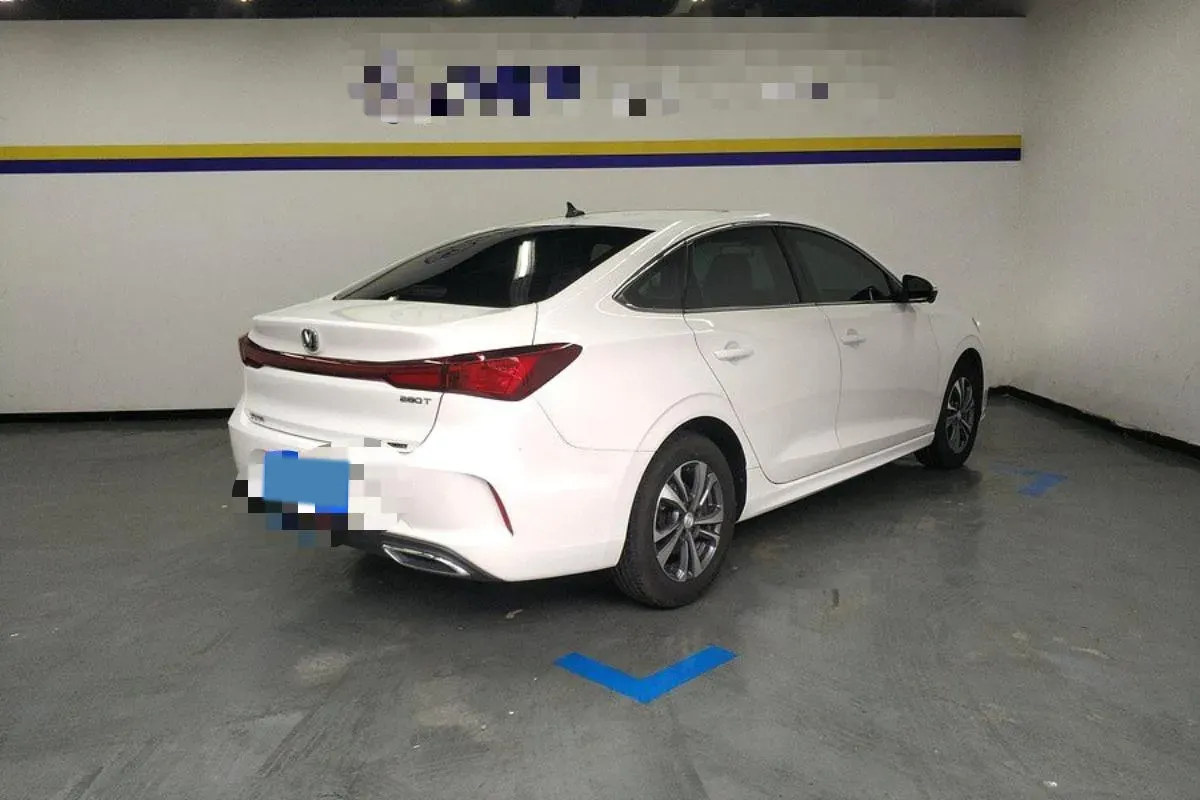 2023 ChangAn Eado 1.4T 160HP L4 7DCT,autocango,china used car exporter,china ev exporter,chinese used car exporter,chinese used ev exporter