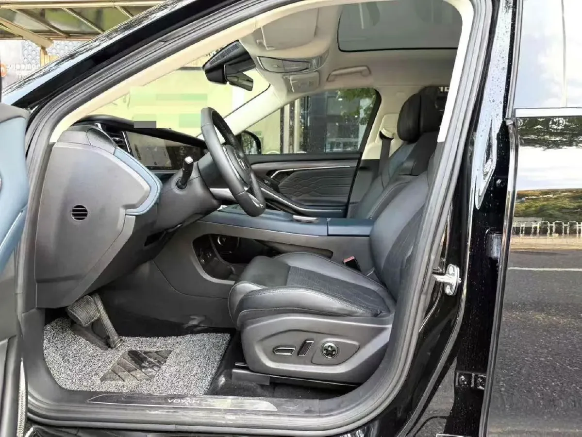 2024 Voyah FREE 1.5T 150HP L4 REEV 39.2KWH,autocango,china used car exporter,china ev exporter,chinese used car exporter,chinese used ev exporter