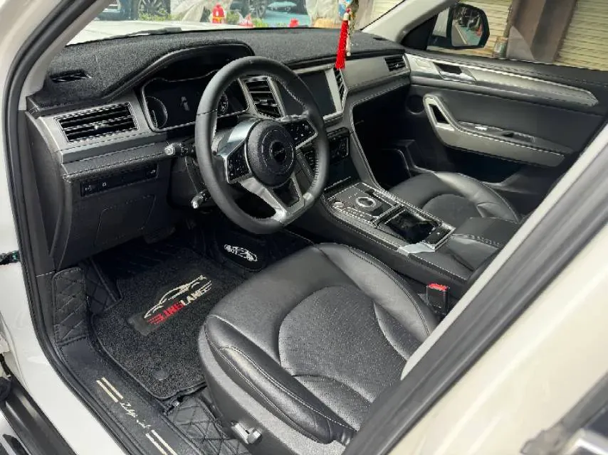 2018 Zotye Damy X7 2.0T 190HP L4 8AT,autocango,china used car exporter,china ev exporter,chinese used car exporter,chinese used ev exporter