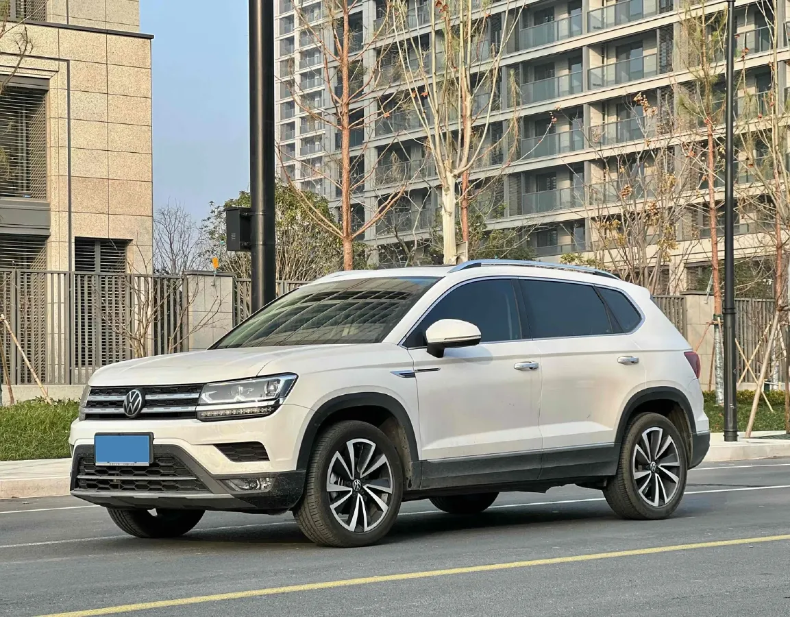 2022 Volkswagen Tharu 2.0T 186HP L4 7DCT,autocango,china used car exporter,china ev exporter,chinese used car exporter,chinese used ev exporter