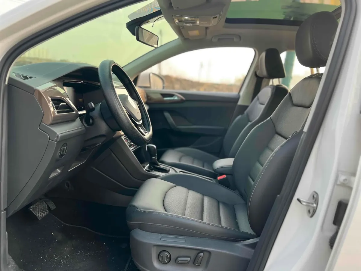 2022 Volkswagen Tharu 2.0T 186HP L4 7DCT,autocango,china used car exporter,china ev exporter,chinese used car exporter,chinese used ev exporter