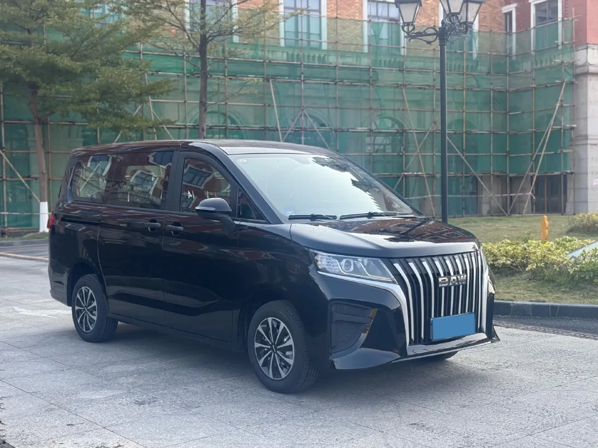 2025 BAW RuiSheng Trump M7 1.6L 124HP L4 5MT,autocango,china used car exporter,china ev exporter,chinese used car exporter,chinese used ev exporter