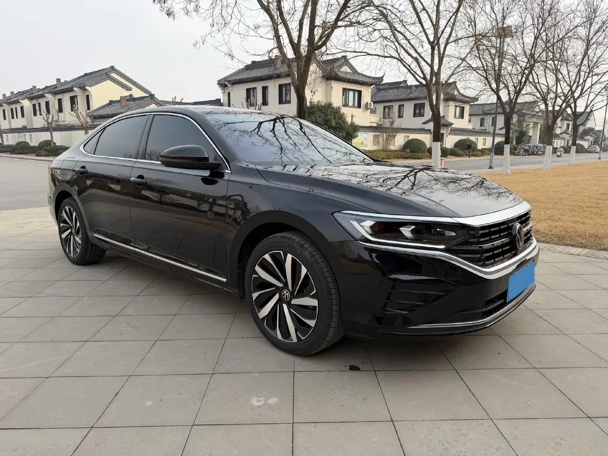 2023 Volkswagen Passat 2.0T 186HP L4 7DCT,autocango,china used car exporter,china ev exporter,chinese used car exporter,chinese used ev exporter