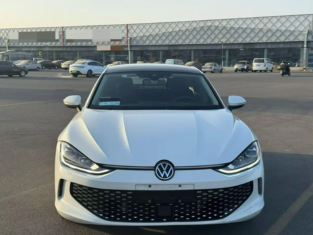 2025 Volkswagen Lamando 1.4T 150HP L4 7DCT,autocango,china used car exporter,china ev exporter,chinese used car exporter,chinese used ev exporter